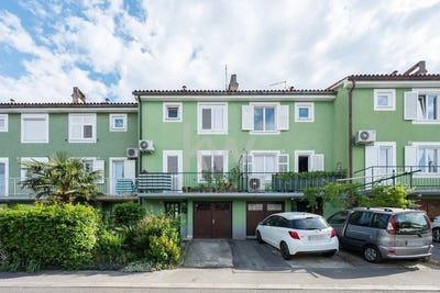 /international/si/koper-capodistria-koper-310108592676/