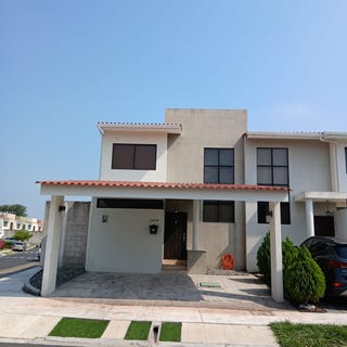 /international/sv/paseo-del-prado-apopa-san-salvador-apopa-san-salvador-310107949121/