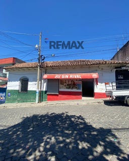 /international/sv/jocoro-morazan-sur-calle-alberto-masferrer-casa-2-barrio-el-centro-jocoro-morazan-jocoro-morazan-department-310105924047/