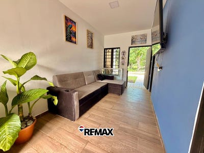 /international/sv/avenida-santa-adela-y-calle-coatepeque-del-lote-1-y-2-poligono-30-lotificacion-santa-adela-ii-casa-3-de-ayuta-santa-ana-santa-ana-centro-ayuta-santa-ana-ayuta-santa-ana-310104251532/