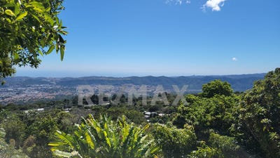 /international/sv/canton-alvarez-s-n-santa-tecla-la-libertad-santa-tecla-la-libertad-department-310106360254/