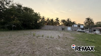 /international/sv/costa-del-sol-la-herradura-la-paz-la-herradura-la-paz-department-310108487476/