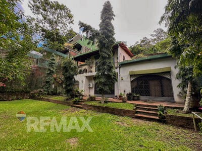 /international/sv/parque-residencial-el-faro-lote-35-pol-e-planes-de-renderos-san-salvador-planes-de-renderos-san-salvador-310109126940/?lang=zh-tw