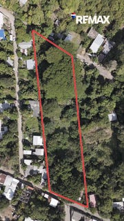 /international/sv/hacienda-santa-emilia-bloque-f-7-la-libertad-la-libertad-la-libertad-la-libertad-department-310103518572/
