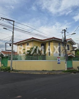 /international/sv/urbanizacion-santa-gertrudis-pasaje-juan-jose-canas-8-san-miguel-san-miguel-san-miguel-san-miguel-san-miguel-310108733392/