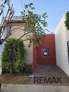 /international/sv/casa-en-venta-en-residencial-tenerife-san-sebastian-salitrillo-santa-ana-san-sebastian-salitrillo-santa-ana-san-sebastian-salitrillo-santa-ana-310107449273/