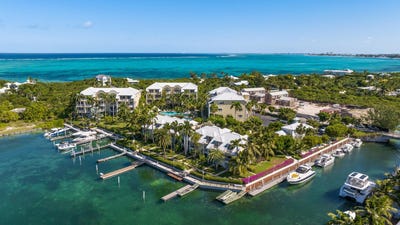 /international/tc/d2-the-yacht-club-providenciales-providenciales-and-west-caicos-310109169971/