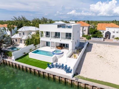 /international/tc/kira-isles-leeward-providenciales-providenciales-and-west-caicos-310102436121/