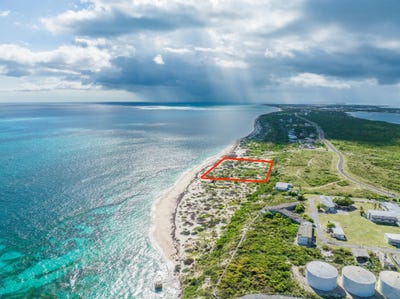 /international/tc/lighthouse-road-grand-turk-turks-islands-310105894004/