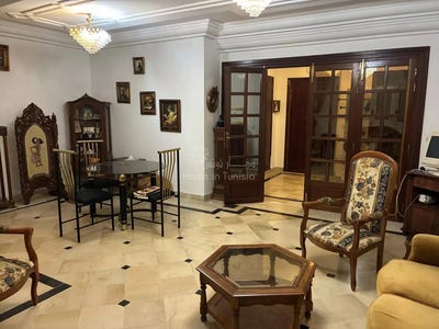 /international/tn/tunis-tunis-310107070156/
