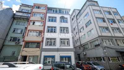 /international/tr/fatih-topkapı-istanbul-istanbul-310106775674/