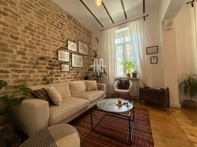 /international/tr/45-a-yeni-carsı-cd-istanbul-istanbul-310108589859/