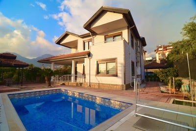 /international/tr/kızlıcasehir-caddesi-oba-antalya-310101281788/