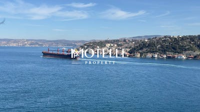 /international/tr/bebek-mahallesi-bebek-mahallesi-istanbul-310107442487/