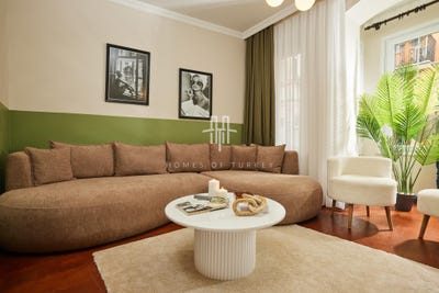 /international/tr/kamer-hatun-tutkalcı-sk-no-14-34435-beyoglu-istanbul-turkiye-istanbul-istanbul-310108992268/