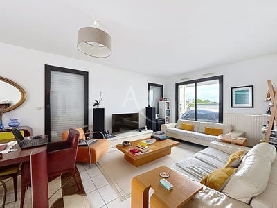 /international/fr/angers-pays-de-la-loire-310107903185/