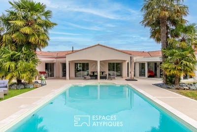 /international/fr/fontenay-le-comte-pays-de-la-loire-310107901293/