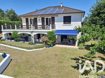 /international/fr/roiffieux-rhone-310108725915/