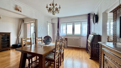 /international/fr/la-roche-sur-yon-pays-de-la-loire-310106776113/