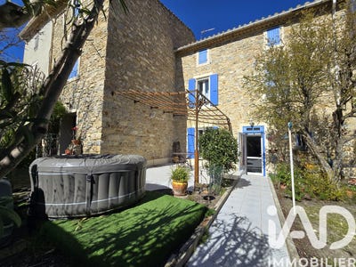 /international/fr/cascastel-des-corbieres-languedoc-roussillon-310107411995/