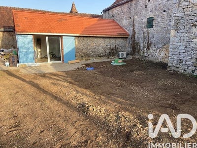 /international/fr/caylus-midi-pyrenees-310108240540/?lang=id
