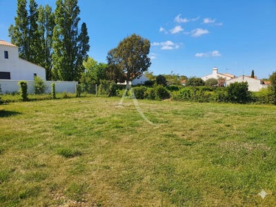 /international/fr/barbatre-pays-de-la-loire-310107370447/