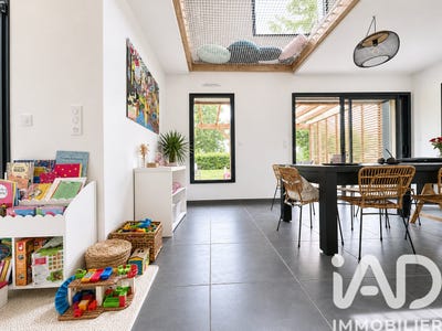 /international/fr/pontchateau-pays-de-la-loire-310108484607/