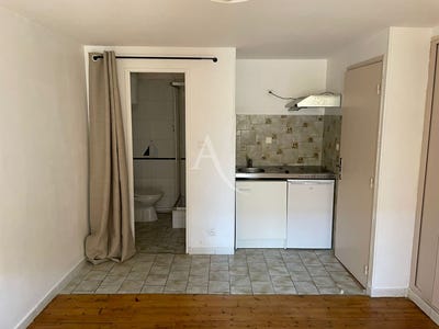 /international/fr/cordes-sur-ciel-midi-pyrenees-310107903787/