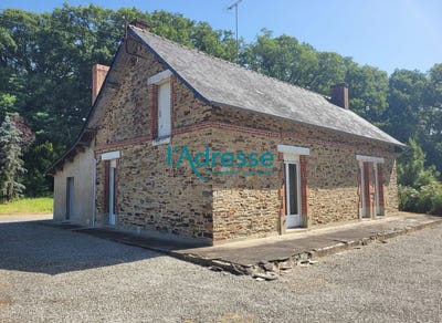 /international/fr/rouge-pays-de-la-loire-310109074437/
