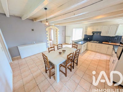 /international/fr/civaux-charente-310108036657/