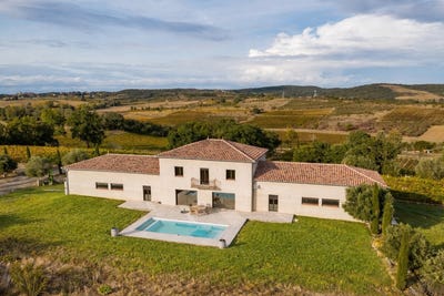 /international/fr/carcassonne-languedoc-roussillon-310107904477/