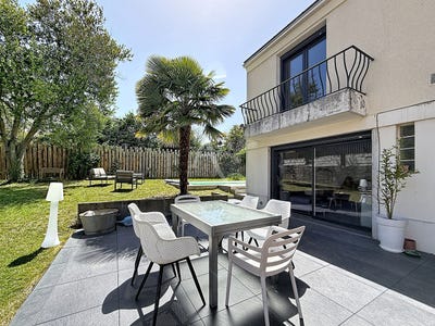 /international/fr/angers-pays-de-la-loire-310109072315/