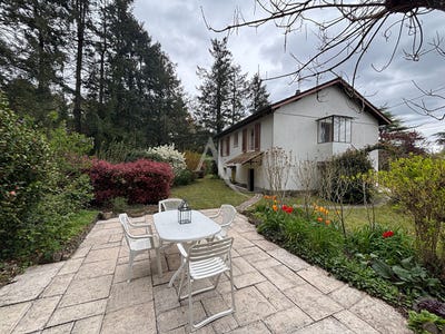 /international/fr/nouan-le-fuzelier-centre-val-de-loire-310107216304/
