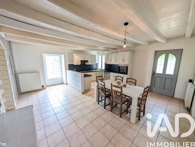 /international/fr/civaux-charente-310108036657/