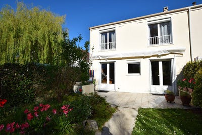 /international/fr/nangis-ile-de-france-310107235392/