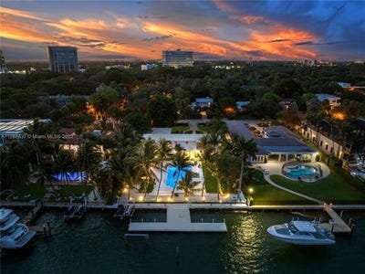 /international/us/610-sabal-palm-rd-miami-fl-120090222418/
