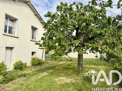 /international/fr/coulon-charente-310107900017/