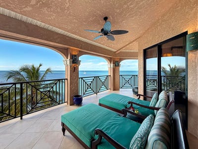 /international/vi/325-coakley-bay-eb-carden-beach-st-croix-st-croix-310104792868/