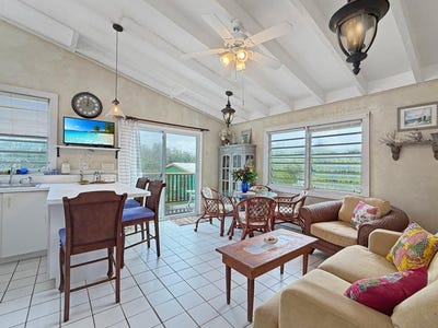 /international/vi/8-la-grande-princesse-qu-the-galleon-reef-condominium-st-croix-st-croix-310107520598/
