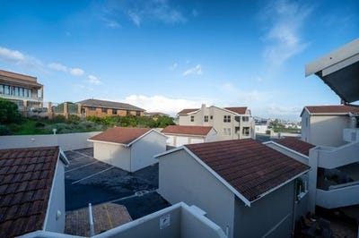 /international/za/melkbosstrand-western-cape-120087952811/
