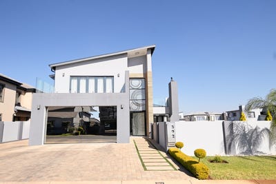 /international/za/zambezi-manor-lifestyle-estate-gauteng-310108515914/