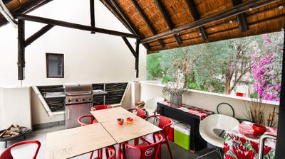 /international/za/douglasdale-gauteng-310108514779/