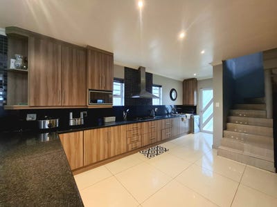 /international/za/nahoon-valley-park-eastern-cape-310108520907/