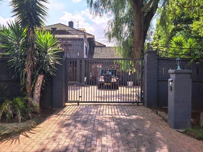 /international/za/petersfield-gauteng-310108514131/