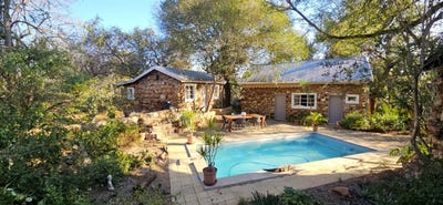 /international/za/ndlovumzi-limpopo-310109146269/