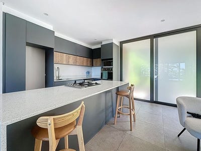 /international/za/sheffield-beach-kwazulu-natal-310108510329/