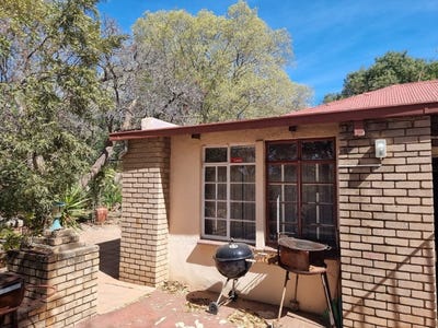 /international/za/rustenburg-rural-north-west-310108524601/