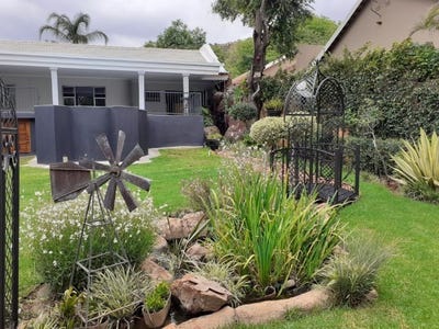 /international/za/protea-park-north-west-310108523594/