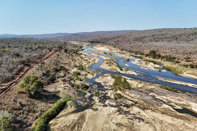 /international/za/komatipoort-rural-mpumalanga-310108511957/