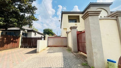 /international/za/capital-park-gauteng-310108522193/